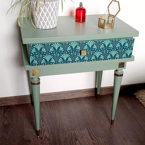 Table de chevet relookée façon pouring | Selency