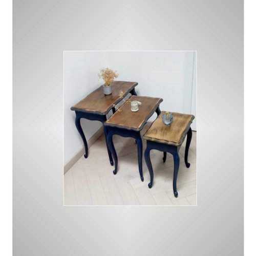 Tables gigognes, tables d'appoint, tables basses