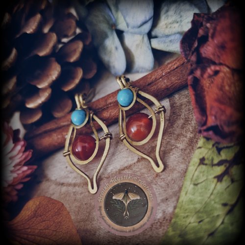 (adoptée)paire de boucles d’oreilles laiton turquoise et cornaline