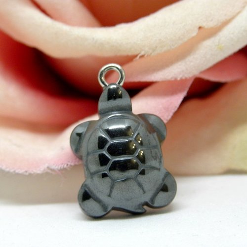Amulette pendentif tortue en hématite, médaillon tortue en pierre naturelle,