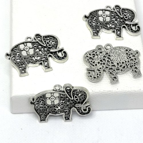 Lot de 4 éléphants indiens argentés, pendentif éléphant stylisé argent tibétain,