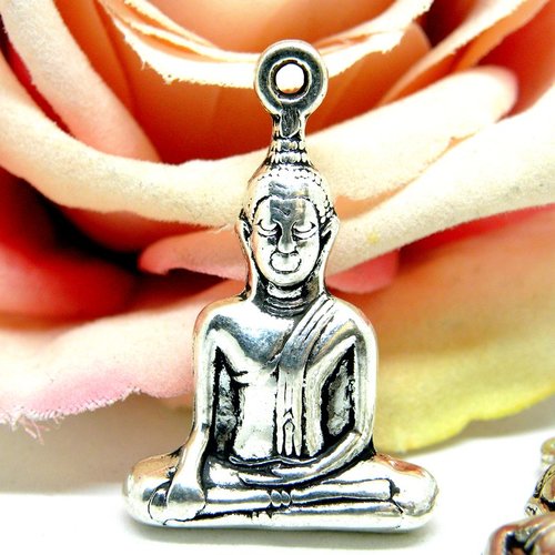 Breloque bouddha assis argenté, breloque symbole bouddha,