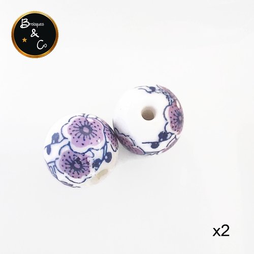 Perle céramique blanche motifs fleurs mauves et bleues - 12mm - lot de 2