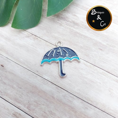 Breloque, pendentif parapluie métal argenté émaillé bleu