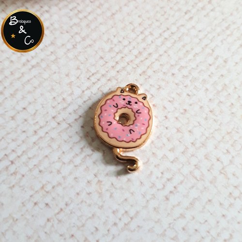 Breloque chat - donuts métal doré et rose