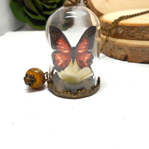 Collier sautoir globe en verre papillon marron, perles filée jaune par breloques et cie