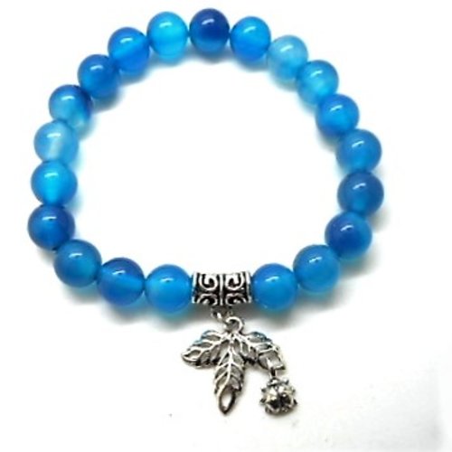 Bracelet perles naturelles bleues et breloque feuille argentée