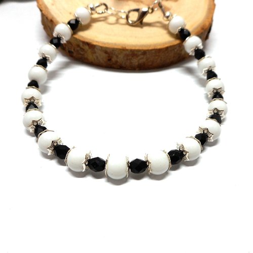 Bracelet fantaisie perles noires et blanches