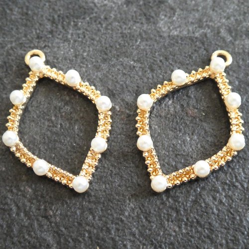 2 pendentifs forme losange avec perles blanches - 34*32mm - doré / breloques goutte (8sbd170)