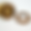 2 pendentifs ronds 36*39mm simili cuir effet peau de serpent marron (kp01)