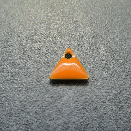 6 sequins émaillés triangle 8*7mm orange - base en cuivre doré (8ssq103)