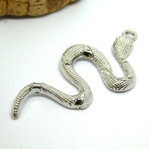1 pendentif serpent 53*25mm alliage de zinc, argent platine (8sba165)