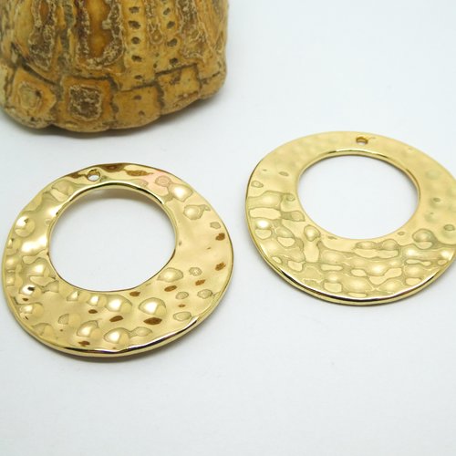 2 pendentifs, breloques rond martelé 32mm doré (8sbd310)