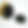 1 pendentif rond en résine noir, 34*32mm (8sbr37)