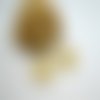 4 breloques, pendentifs ovale avec abeille, 29*18mm alliage de zinc doré (kbd85)