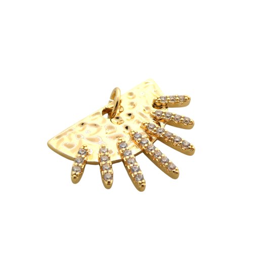 Pendentif demi-lune martelé et rayons de soleil - 23x20mm - laiton doré or 18k et zircons (8sbd383)