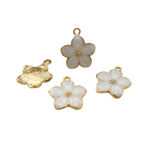 4 breloques fleur 20x16mm doré et émaillé blanc (nbd05)