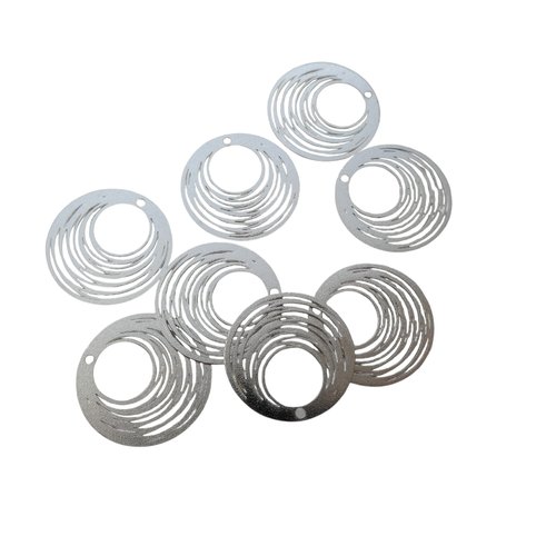 10 estampes filigranées rondes 15mm laiton argenté, breloques fines rondes ajourées (8sef116)