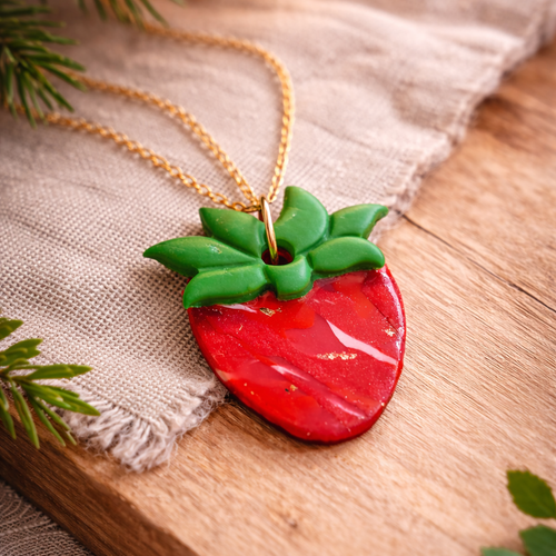 Collier fraise –