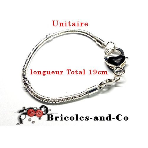 Bracelet chaine cœur argenté modèle c.  homard cœur noir .longueur total 19 cm. unitaire n°809