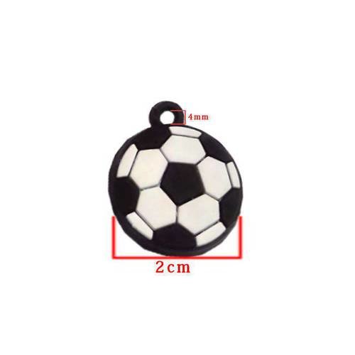 Pendentif football ballon noir et blanc en silicone.taille 2 cm. unitaire n°80