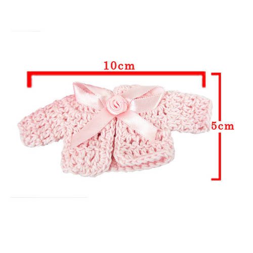 Veste modèle b en crochet rose avec fleur et ruban. décoration de naissance pour conception scrapbooking carte.  n°500