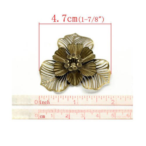 Fleur bronze modèle f embellissement taille 4,7cm. accessoire connecteur, entretoise .unitaire .n°1000