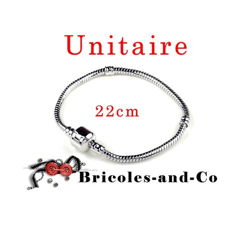 Bracelet ,  argenté, longueur environ 22 cm  , épaisseur maille serpent 1,4 mm .