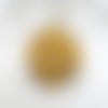 N° 53 boule artichaut en tissu doré  et ocre à motif or n°9 à accrocher dans le sapin