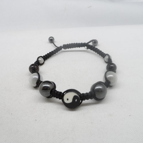N°76 bracelet  shamballa perles yin yang noir blanc  cordelette noir n°46