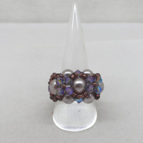 N°31 bague en cristal swarovski perles renaissance rocailles couleur violet et cuivré