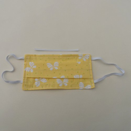 N°56 masque enfant en tissu 2 couches cotons pince nez incorporé motif papillon blanc fond jaune  envers blanc