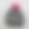 N°2  bonnet à pompon en laine gris et rose  adorable couvre-œufs