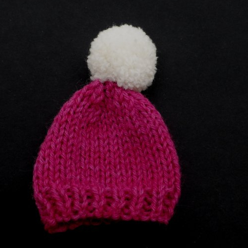 N°2  bonnet à pompon en laine rose fuchsia et blanc adorable couvre-œufs