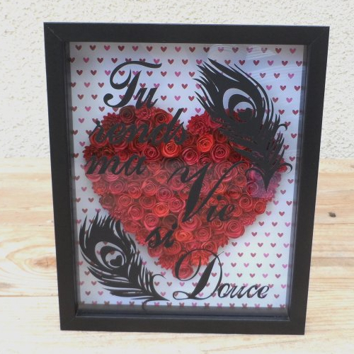 N°136 cadre noir 3d citation "tu rends ma vie si douce"  avec des fleurs en papier