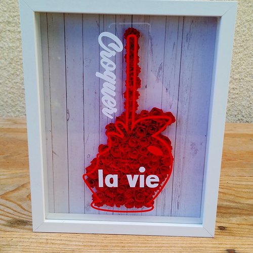 N°141 cadre blanc 3d citation "croquer la vie"  avec des fleurs en papier