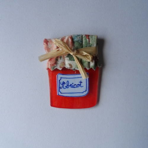 N°68 magnets petit pot de confiture abricot vendu à l'unité 