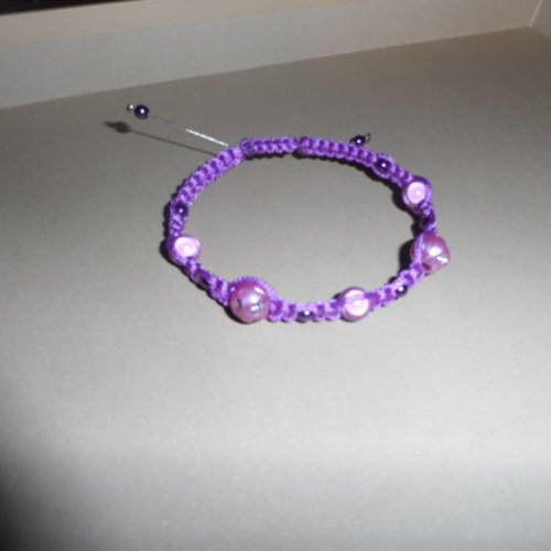 N°76 bracelet  shamballa mauve  perles pois brillant n°17
