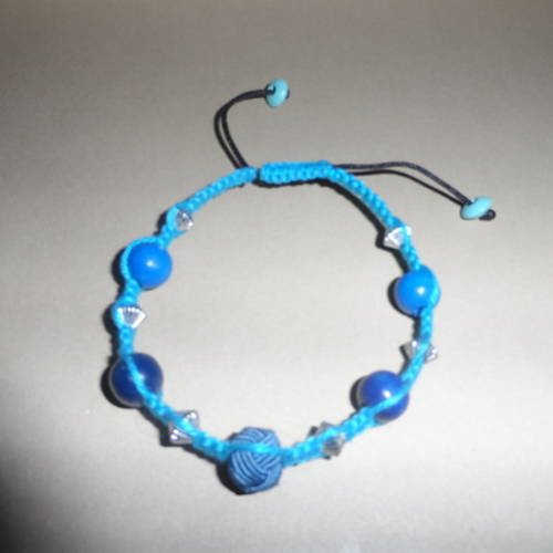N°76 bracelet  shamballa bleu perles bois tressé perles argentés n°18