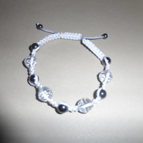 N°76 bracelet  shamballa perles transparentes hématites cordelette blanche  adulte n°25
