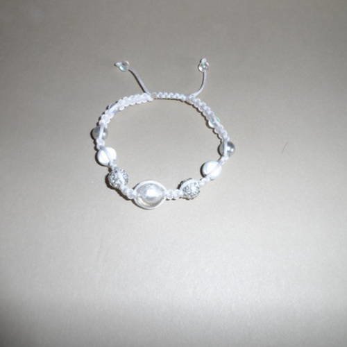 N°76 bracelet  shamballa perles magique  brillant blanc gris  cordelette blanche adulte n°32