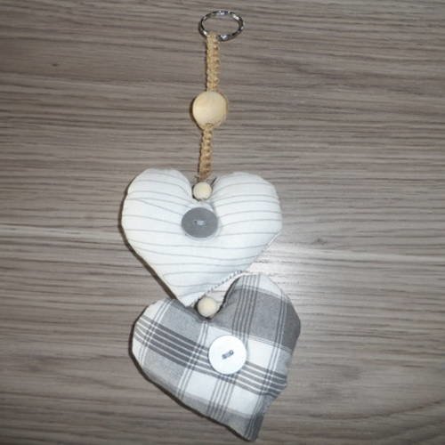 N°37 duo de cœurs en tissu ton de gris blanc à suspendre 