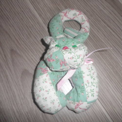 N°44 sachet senteur chat perché   nœud rose en tissu à motif fleurs diffuseur de lavande pour armoire ou autre