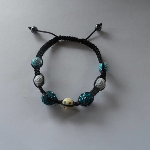 N°76 bracelet  shamballa perles strass bleues cordelette noir n°10