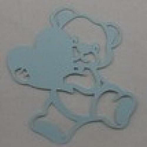 N°1  ourson avec un cœur  en papier bleu ciel  découpage  fin