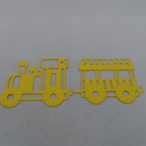 N°884 lot d'un train et d'un wagon  en papier  jaune  découpage fin et gaufrage