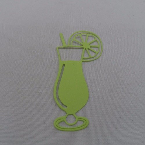 N°900 grand verre à cocktail   en papier vert "anis"  découpage  fin