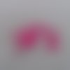 N°227 a cigogne porte "bébé"   en papier rose foncé fuchsia 
