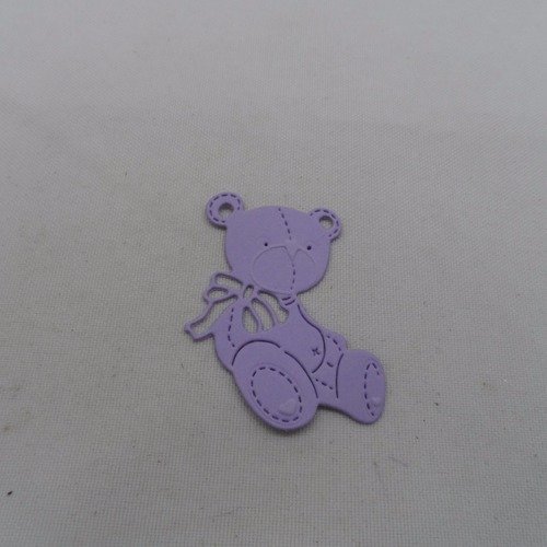 N°665 adorable petit ourson   en papier violet clair découpage fin et gaufrage