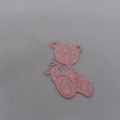 N°665 adorable petit ourson   en papier fond rose à pois blanc découpage fin et gaufrage